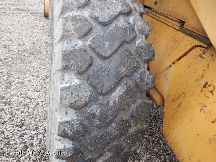 image for item IY9705 2001 Caterpillar 924GZ  wheel loader