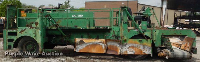 image for item IY9710 1990 Barber Greene BG750  road widener