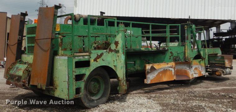 image for item IY9710 1990 Barber Greene BG750  road widener