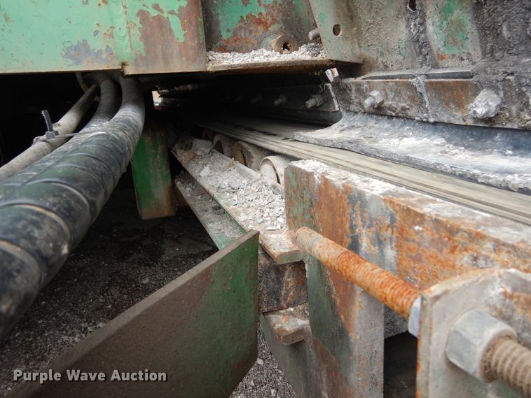 image for item IY9710 1990 Barber Greene BG750  road widener