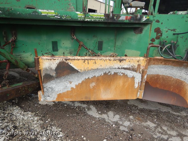 image for item IY9710 1990 Barber Greene BG750  road widener