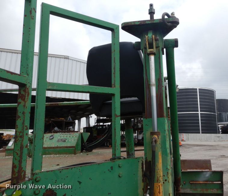 image for item IY9710 1990 Barber Greene BG750  road widener