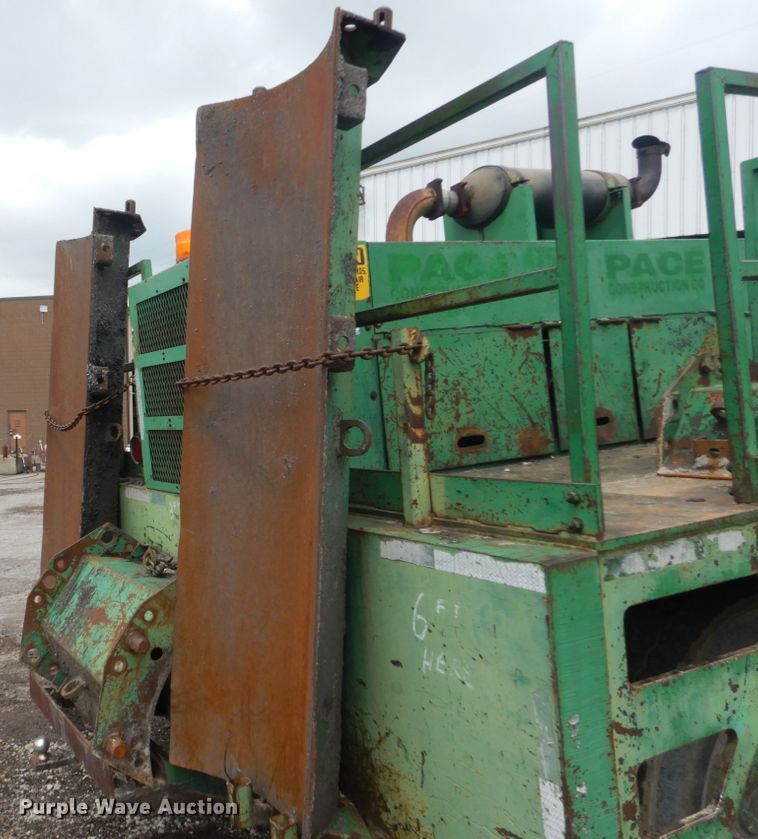 image for item IY9710 1990 Barber Greene BG750  road widener