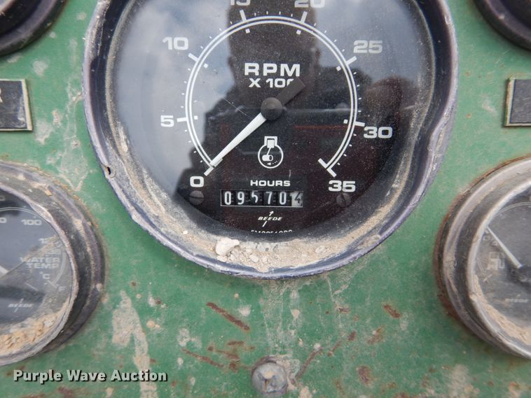 image for item IY9710 1990 Barber Greene BG750  road widener