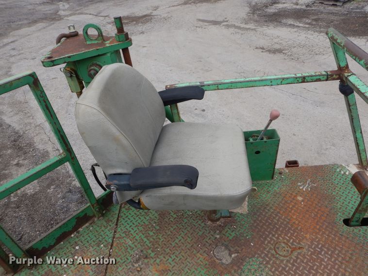 image for item IY9710 1990 Barber Greene BG750  road widener