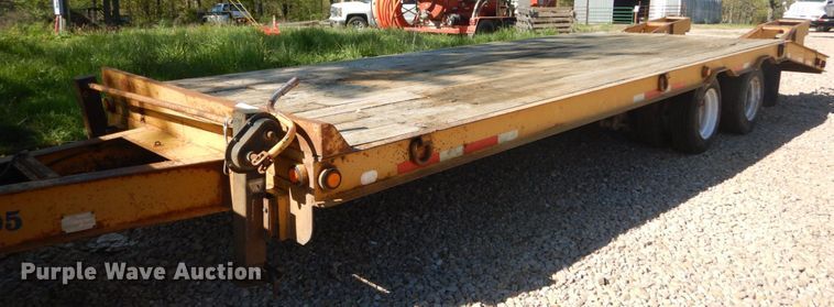 image for item IY9713 2008 Belshe DT255  equipment trailer