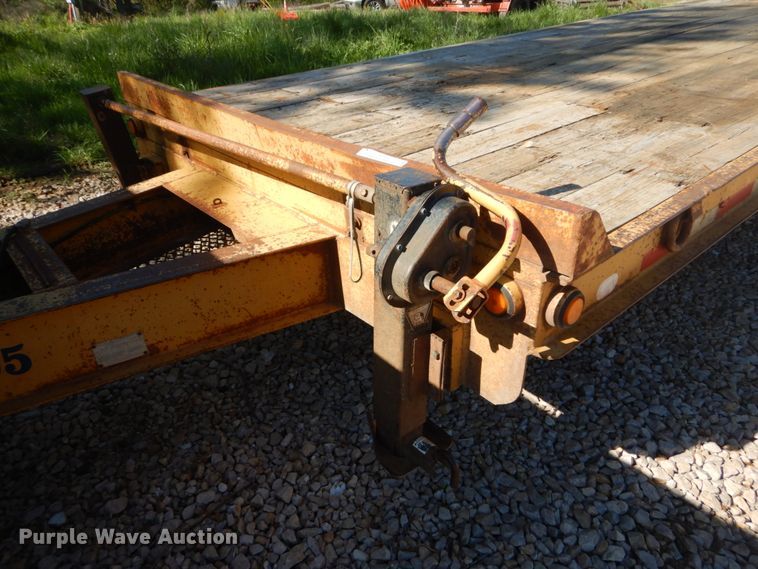 image for item IY9713 2008 Belshe DT255  equipment trailer