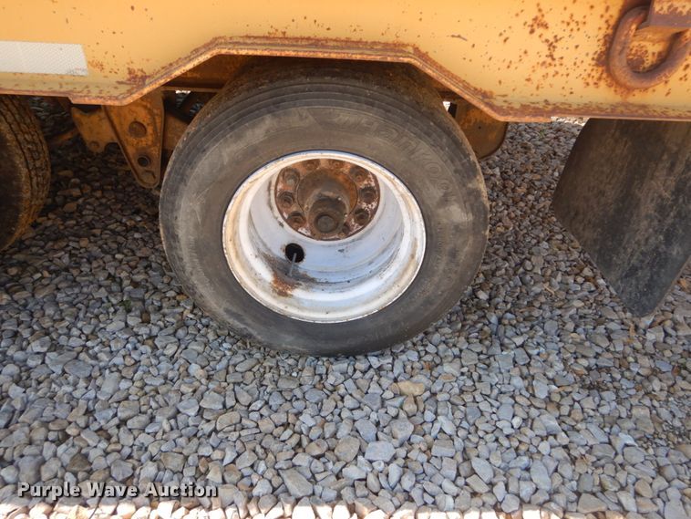 image for item IY9713 2008 Belshe DT255  equipment trailer