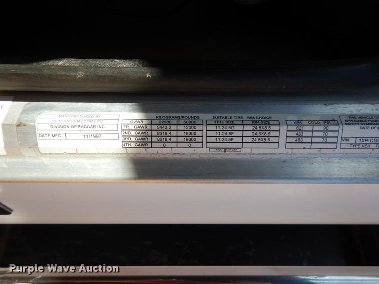 image for item IY9714 1998 Peterbilt 377  flatbed truck