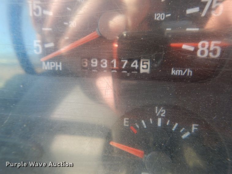 image for item IY9716 2000 Sterling A9500  flatbed truck