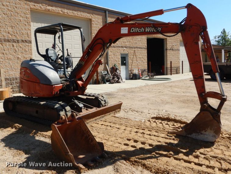 image for item IY9717 2003 Ditch Witch MX45  mini excavator