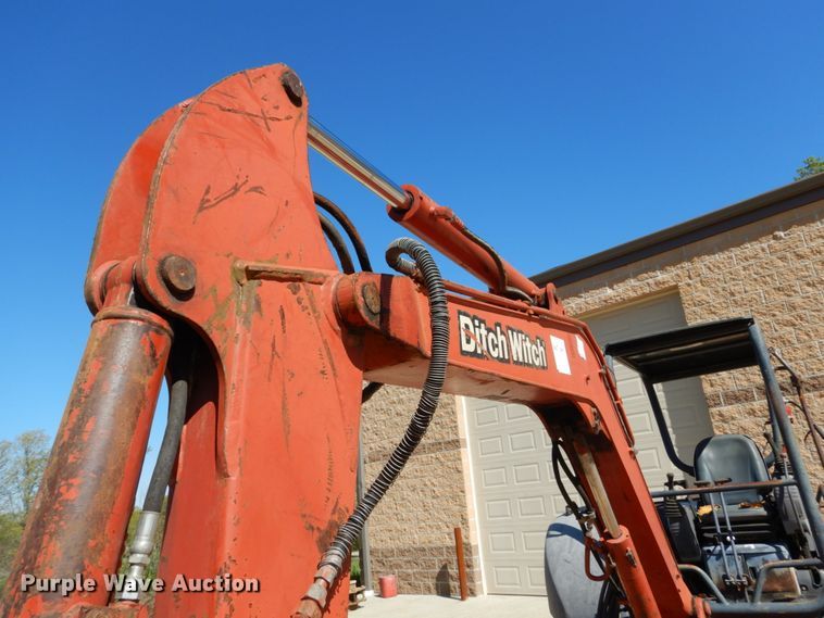 image for item IY9717 2003 Ditch Witch MX45  mini excavator