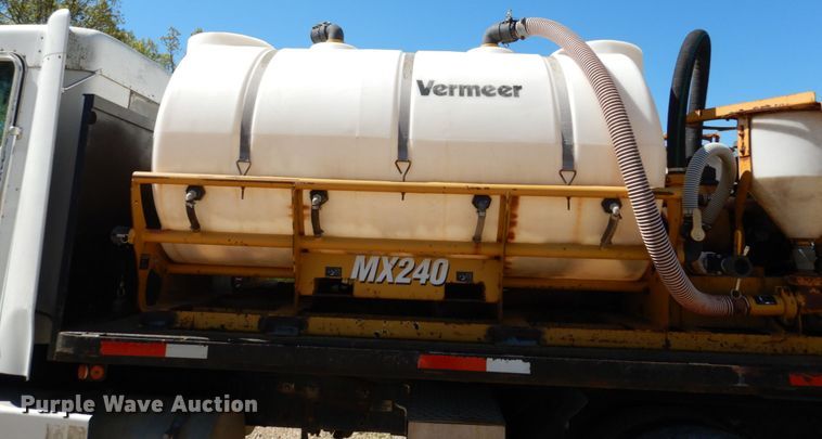 image for item IY9718 1997 Kenworth T600  flatbed truck