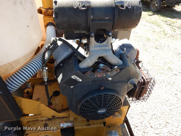 image for item IY9718 1997 Kenworth T600  flatbed truck