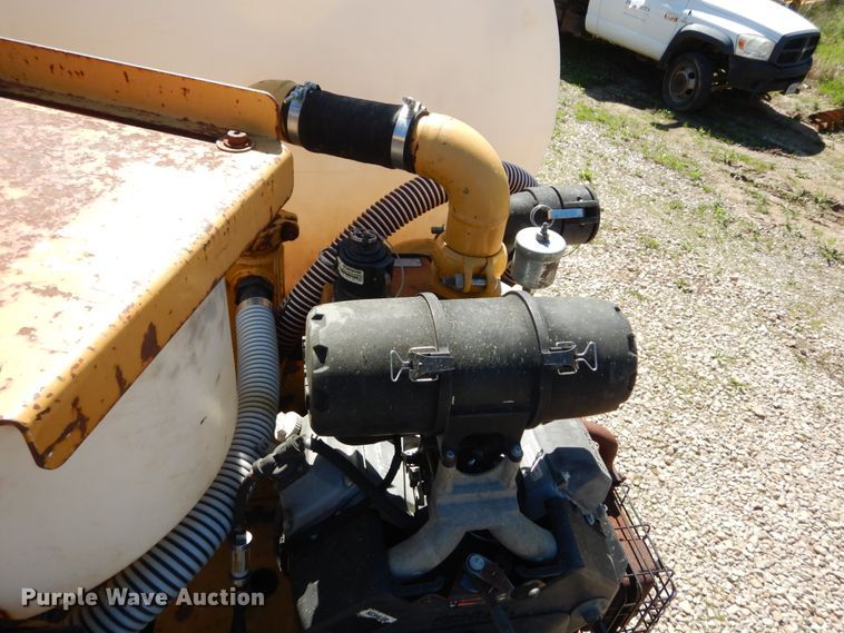 image for item IY9718 1997 Kenworth T600  flatbed truck