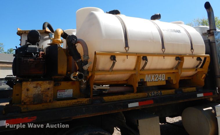 image for item IY9718 1997 Kenworth T600  flatbed truck