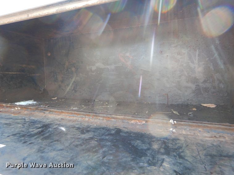 image for item IY9718 1997 Kenworth T600  flatbed truck