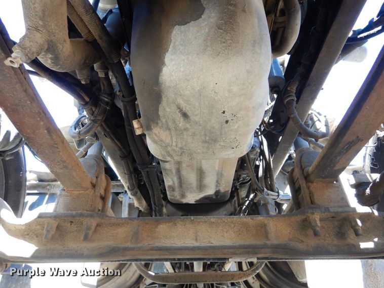 image for item IY9718 1997 Kenworth T600  flatbed truck