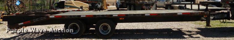 image for item IY9719 2003 Loadmaster  equipment trailer