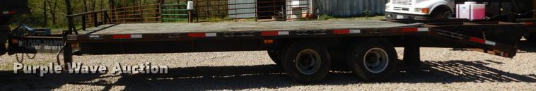 image for item IY9719 2003 Loadmaster  equipment trailer