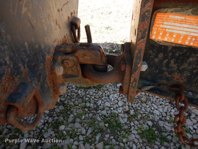 image for item IY9719 2003 Loadmaster  equipment trailer