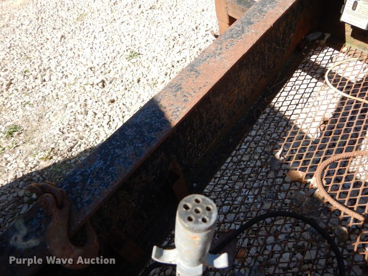 image for item IY9719 2003 Loadmaster  equipment trailer