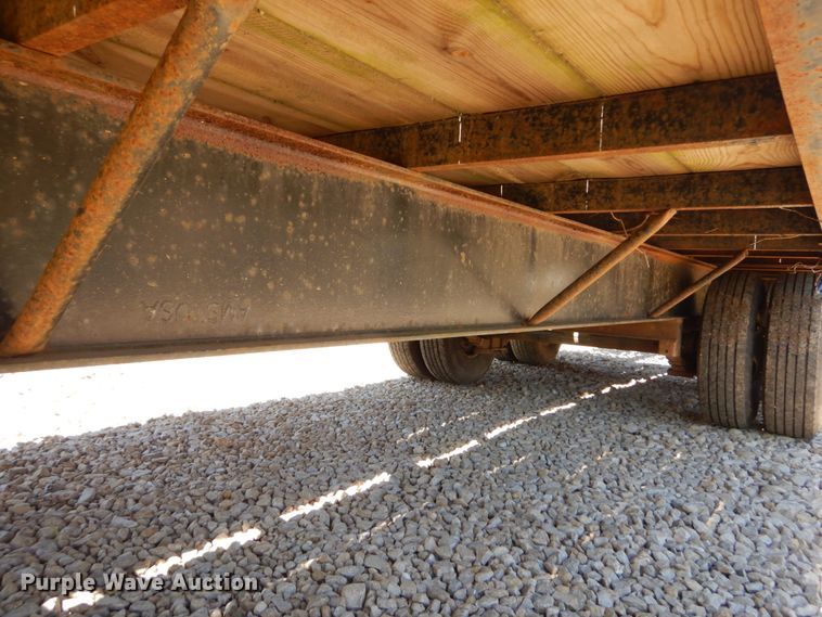 image for item IY9719 2003 Loadmaster  equipment trailer