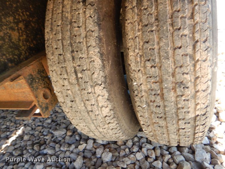 image for item IY9719 2003 Loadmaster  equipment trailer