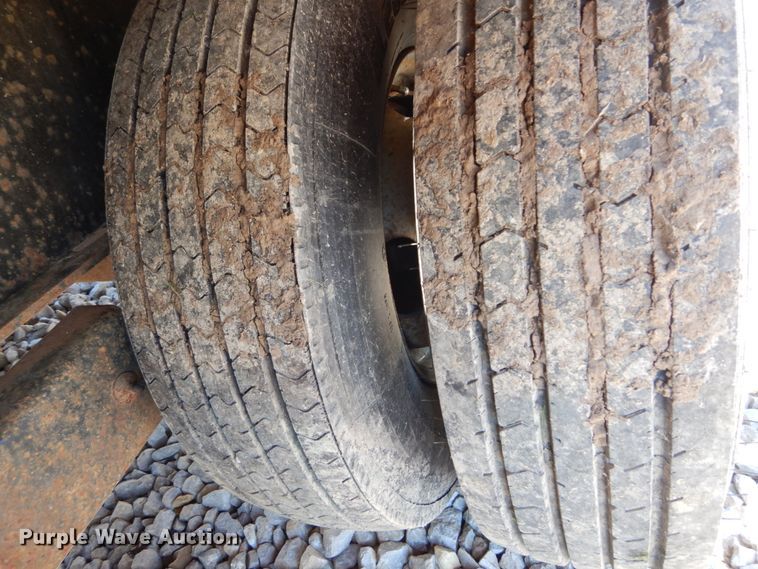 image for item IY9719 2003 Loadmaster  equipment trailer