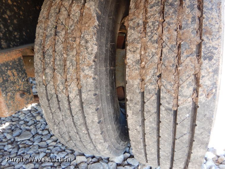 image for item IY9719 2003 Loadmaster  equipment trailer