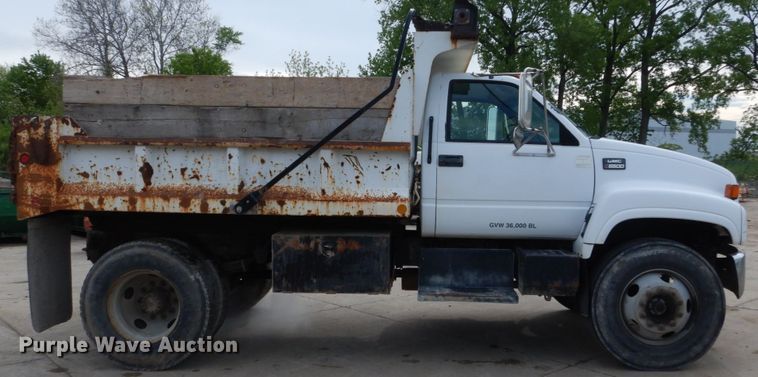 image for item IY9721 1998 GMC C6500  dump truck