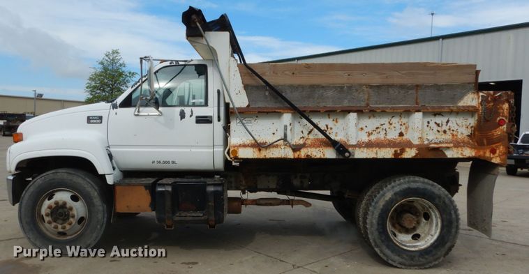 image for item IY9721 1998 GMC C6500  dump truck