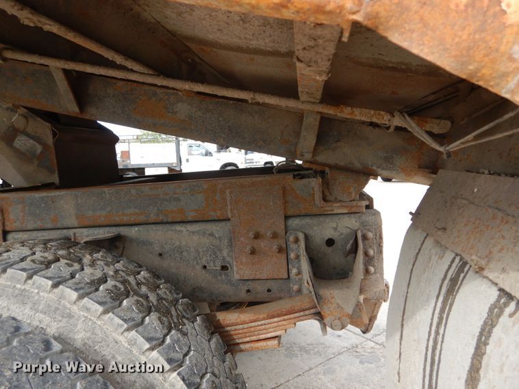 image for item IY9721 1998 GMC C6500  dump truck