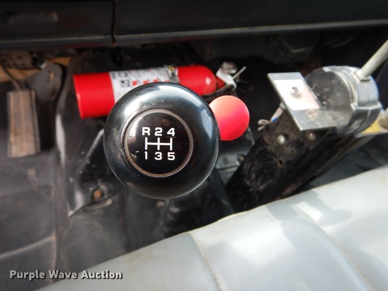 image for item IY9721 1998 GMC C6500  dump truck