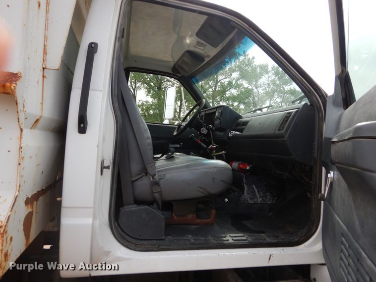 image for item IY9721 1998 GMC C6500  dump truck