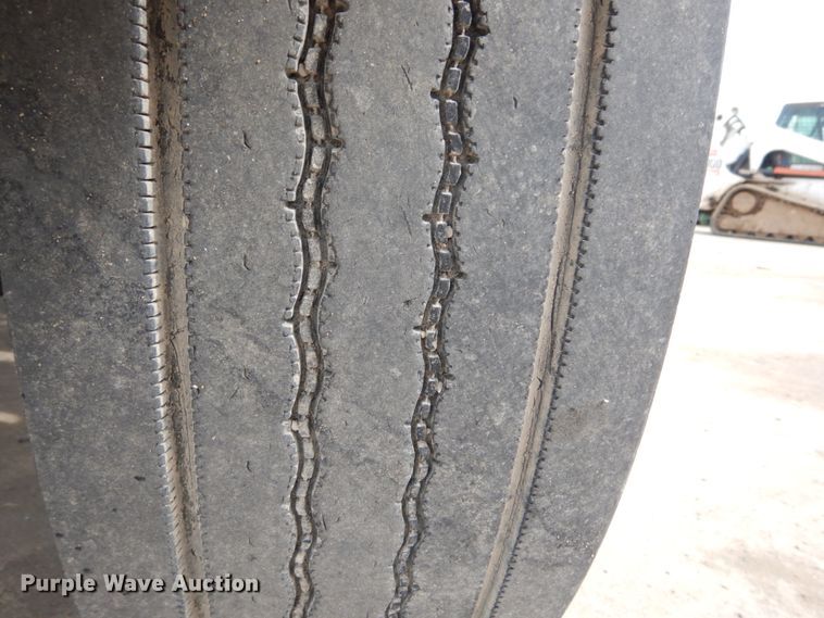 image for item IY9721 1998 GMC C6500  dump truck