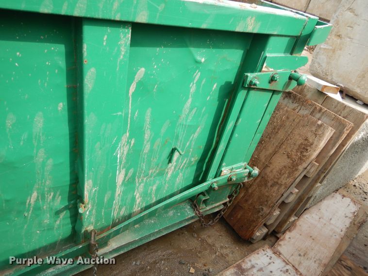 image for item IY9725 Roll-off container