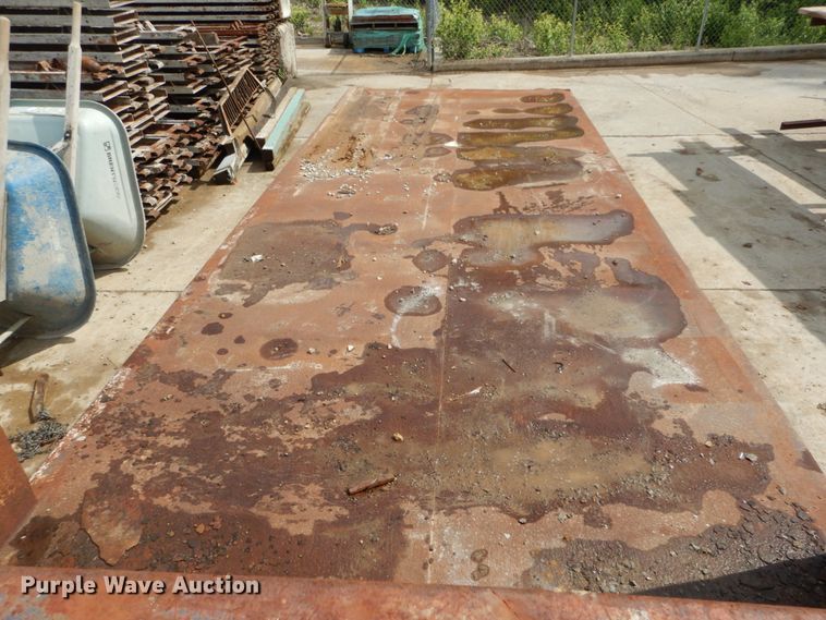 image for item IY9726 Wastequip roll-off container flatbed