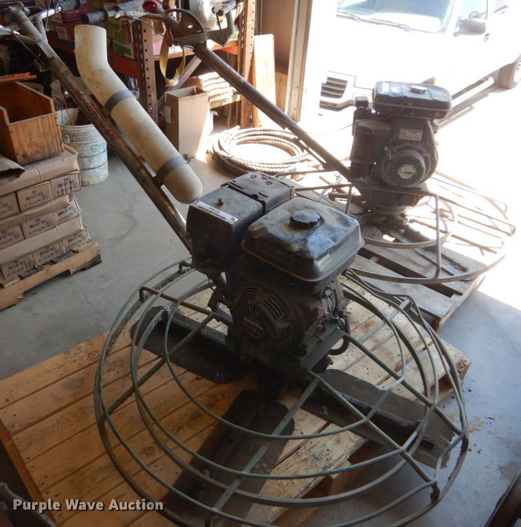 image for item IY9736 Power trowel