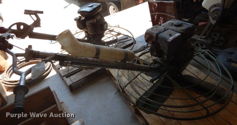 image for item IY9736 Power trowel