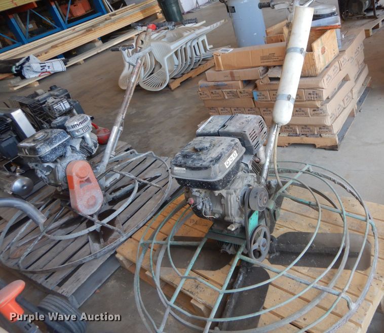 image for item IY9736 Power trowel