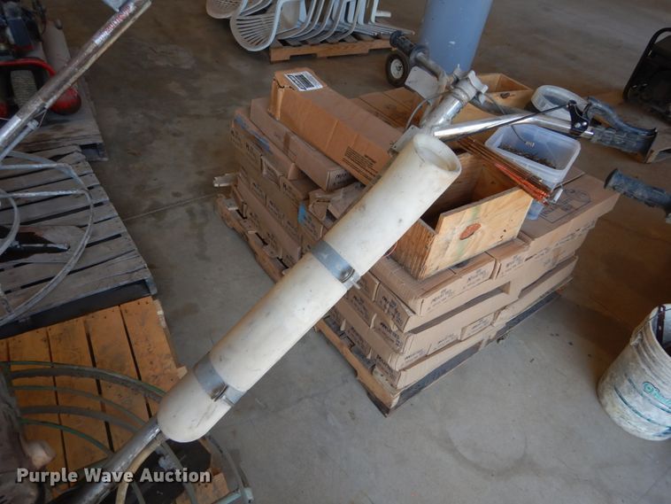 image for item IY9736 Power trowel