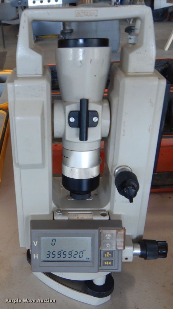 image for item IY9739 Laser surveying equipment