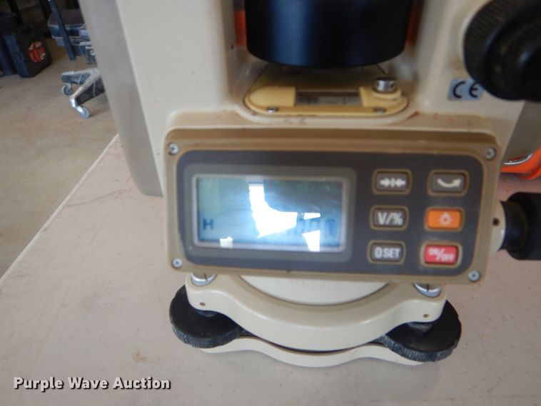 image for item IY9739 Laser surveying equipment