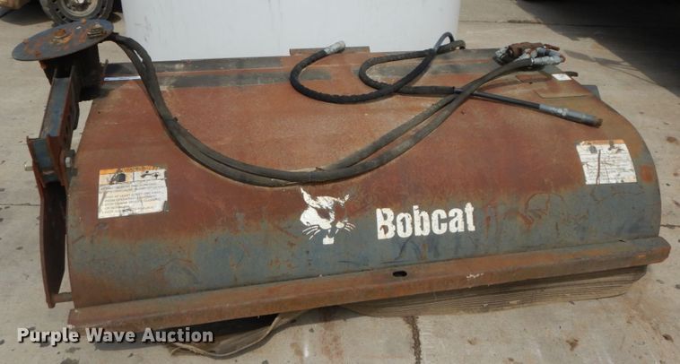 image for item IY9744 Bobcat Sweeper 72 72"W skid steer sweeper