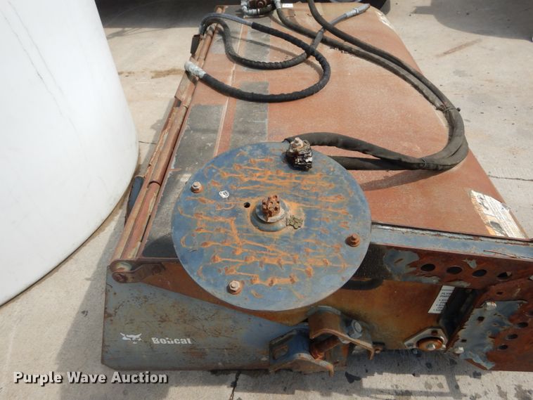 image for item IY9744 Bobcat Sweeper 72 72"W skid steer sweeper