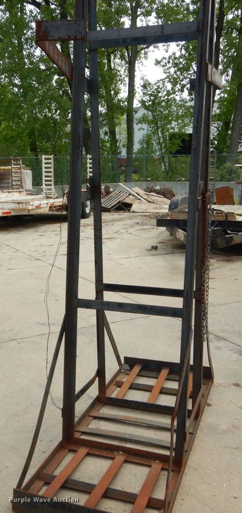 image for item IY9746 (9) concrete form stands
