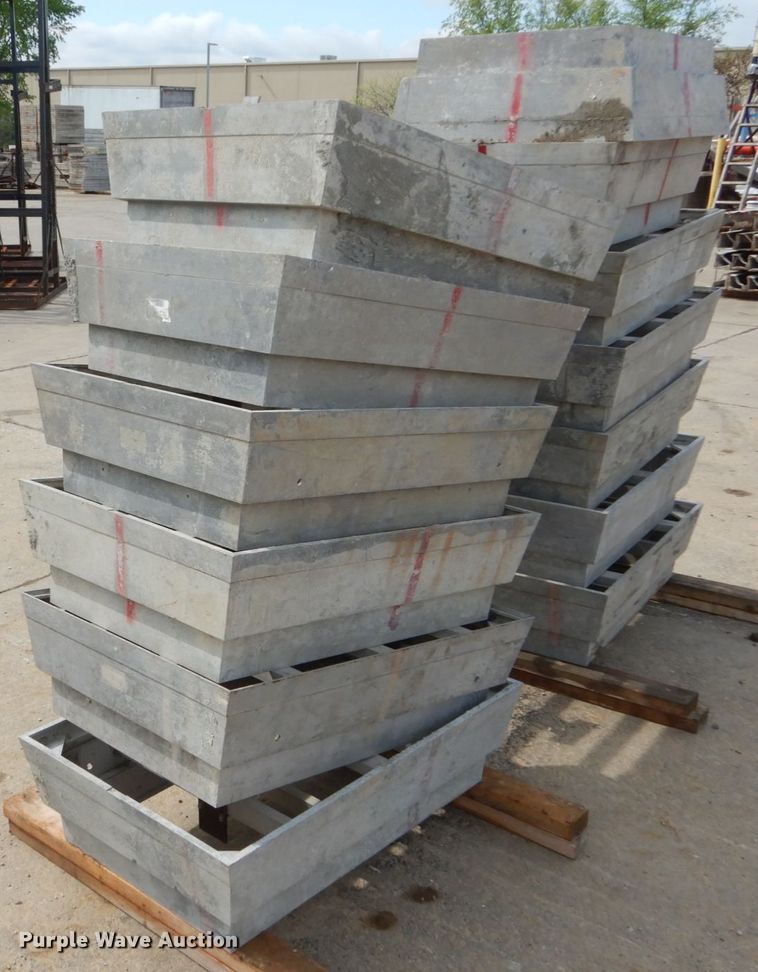 image for item IY9748 (14) 10" window forms