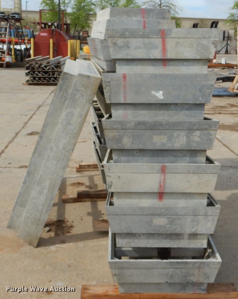 image for item IY9748 (14) 10" window forms