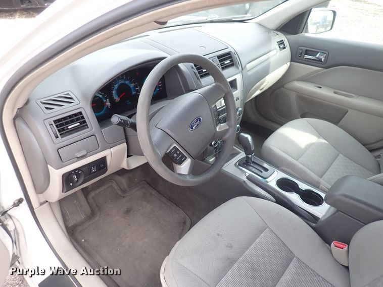 image for item DJ5553 2010 Ford Fusion